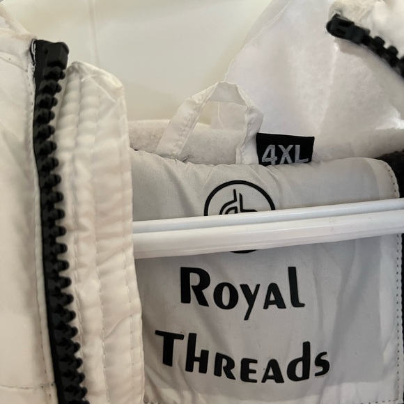 Winter coat - Picture 3 of 4